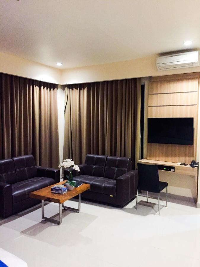 Padadita Beach Hotel Waingapu Ngoại thất bức ảnh