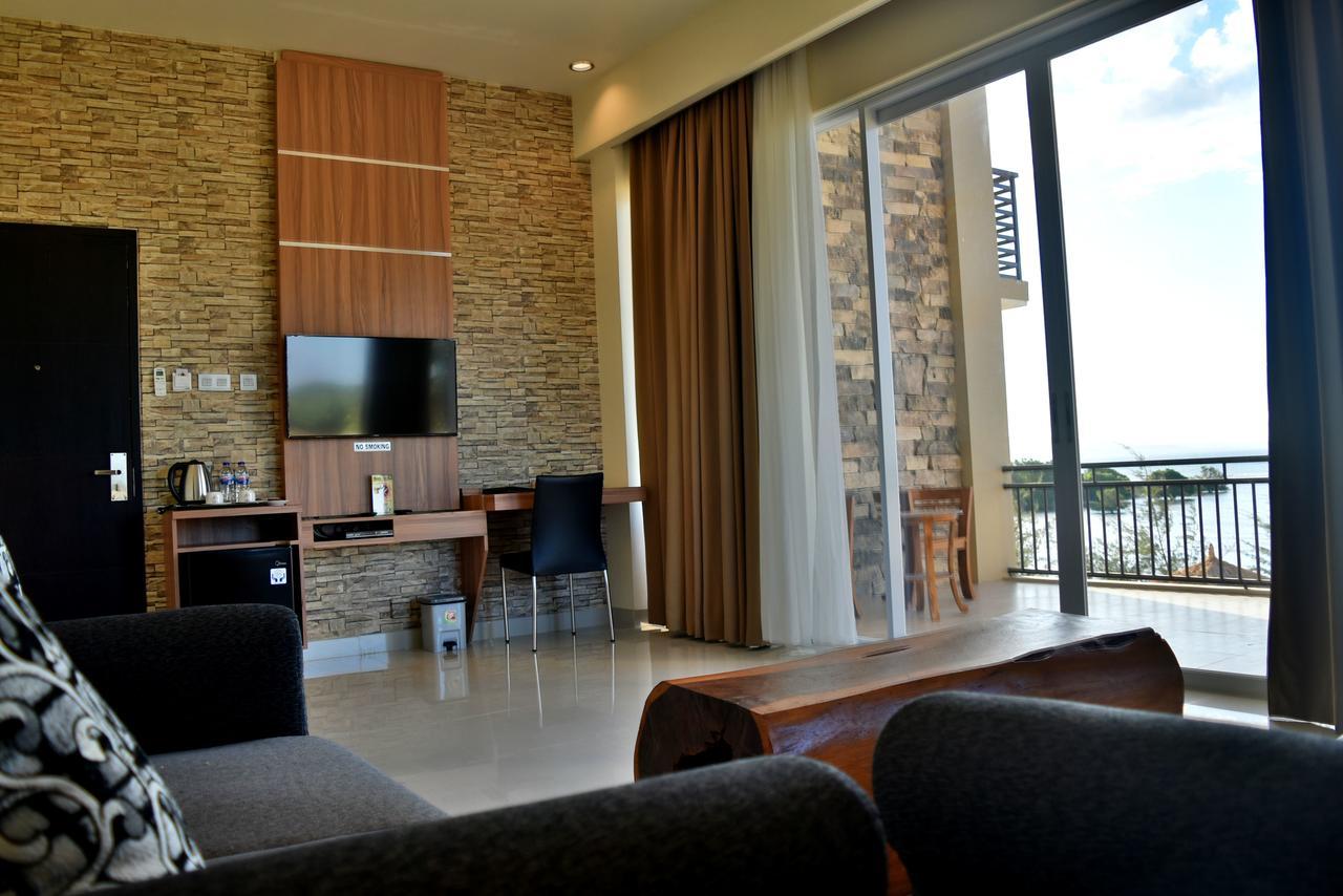 Padadita Beach Hotel Waingapu Ngoại thất bức ảnh