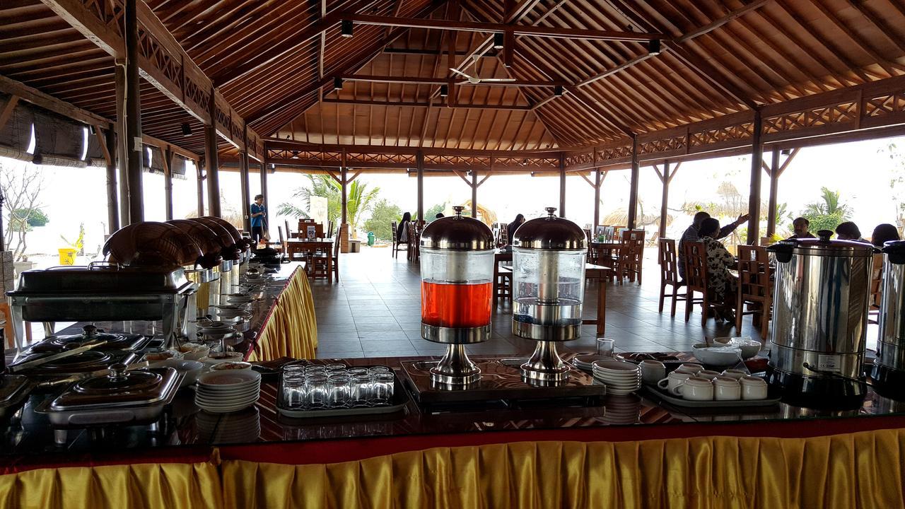 Padadita Beach Hotel Waingapu Ngoại thất bức ảnh