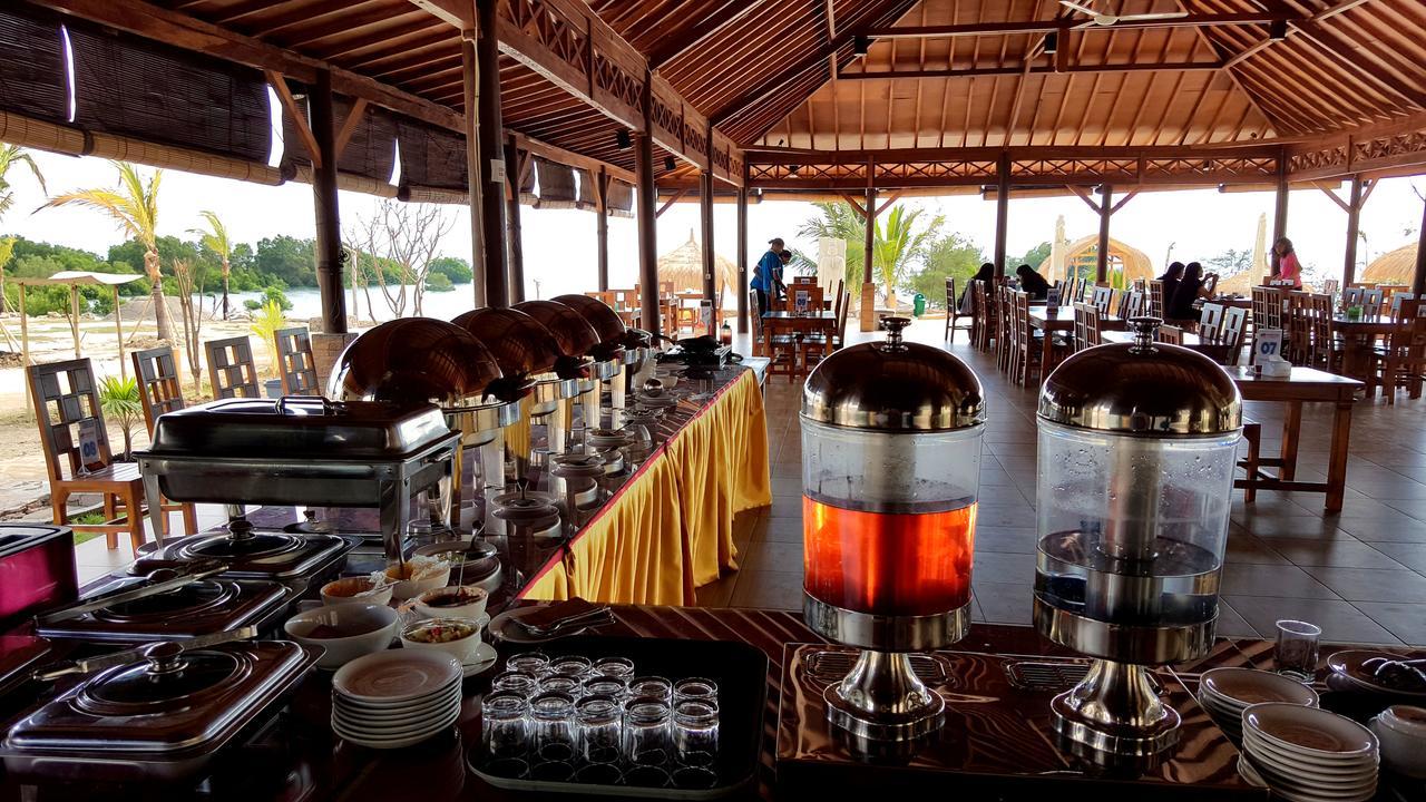 Padadita Beach Hotel Waingapu Ngoại thất bức ảnh