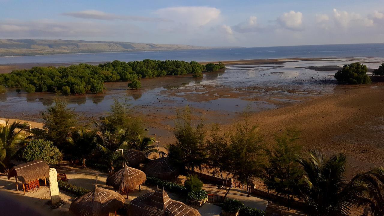 Padadita Beach Hotel Waingapu Ngoại thất bức ảnh
